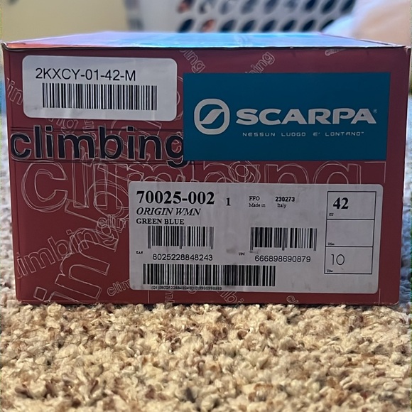 Scarpa Women's Climbing Shoes - Teal and Gray - Picture 5 of 5